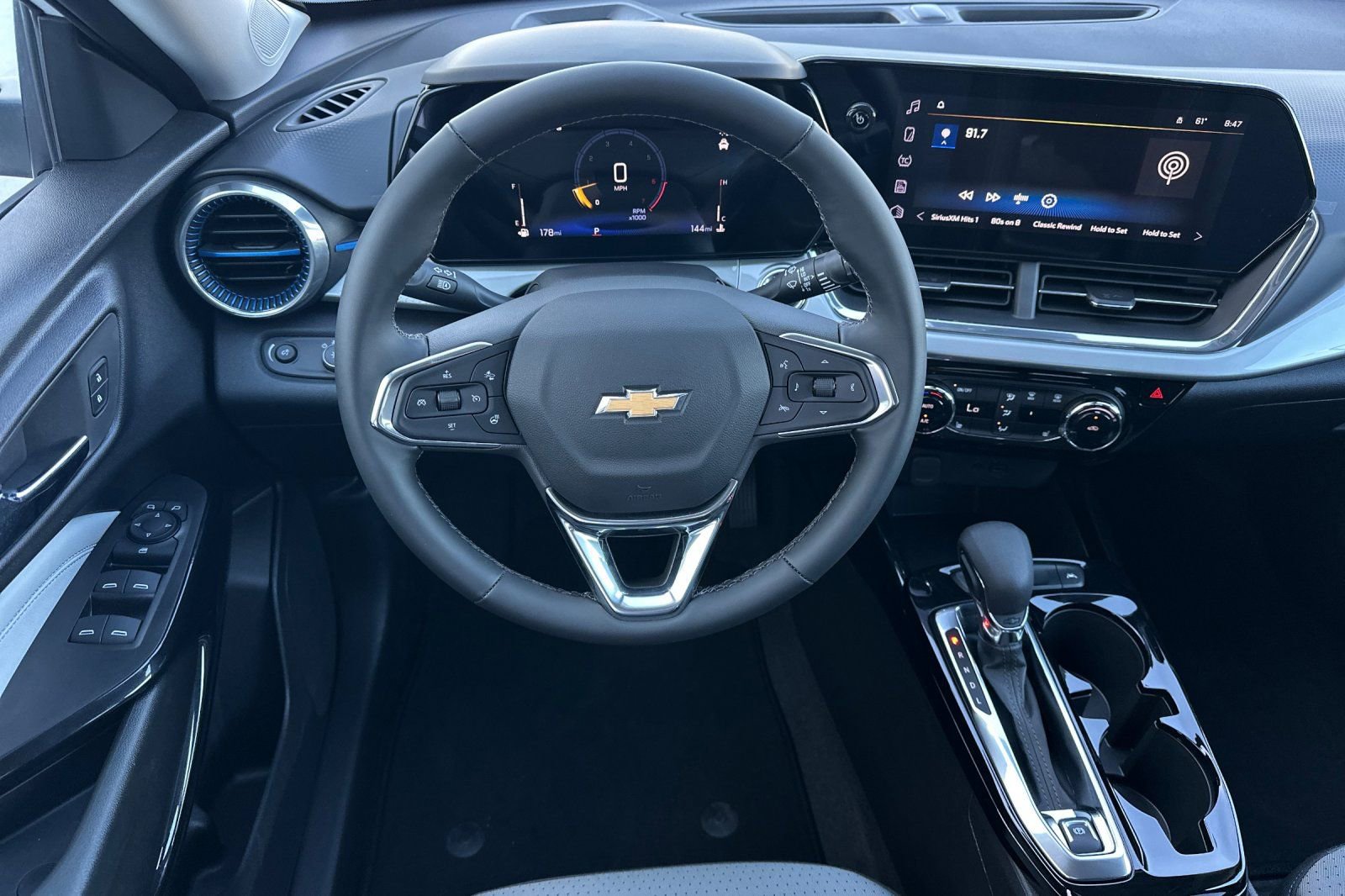 New 2026 Chevrolet Trax LT w/ Driver Confidence Package FWD image 14