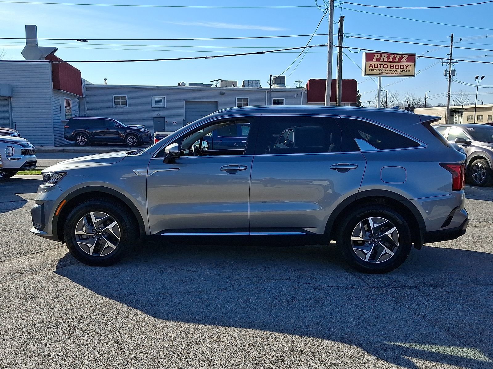 Used 2022 Kia Sorento S image 4