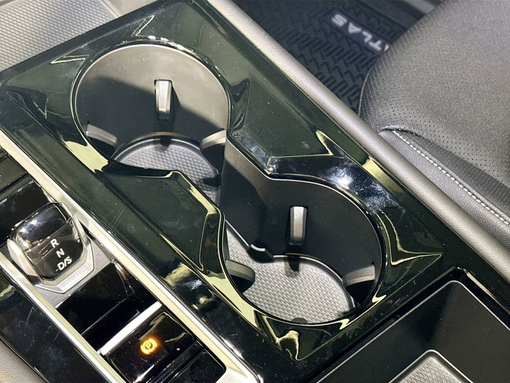 New 2026 Volkswagen Atlas SE image 15