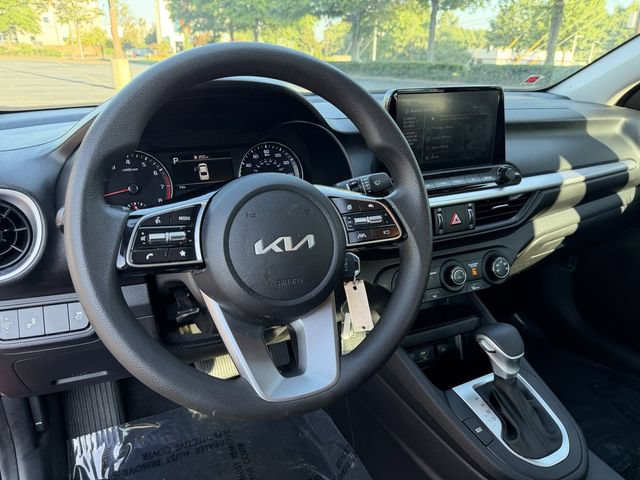Certified 2024 Kia Forte LXS w/ LXS Technology Package FWD image 14