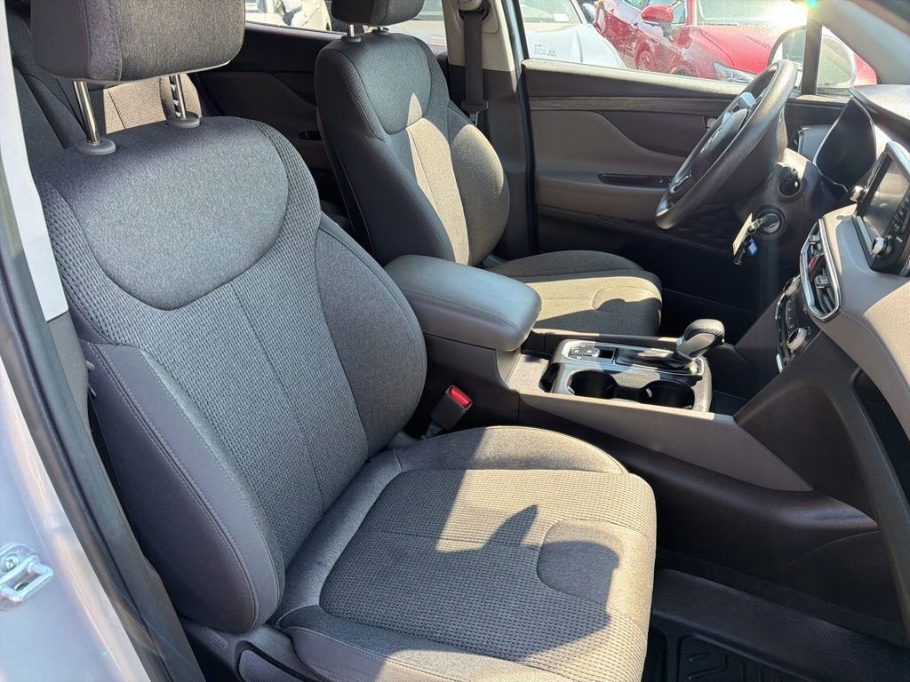 Used 2019 Hyundai Santa Fe SE AWD/4WD image 11