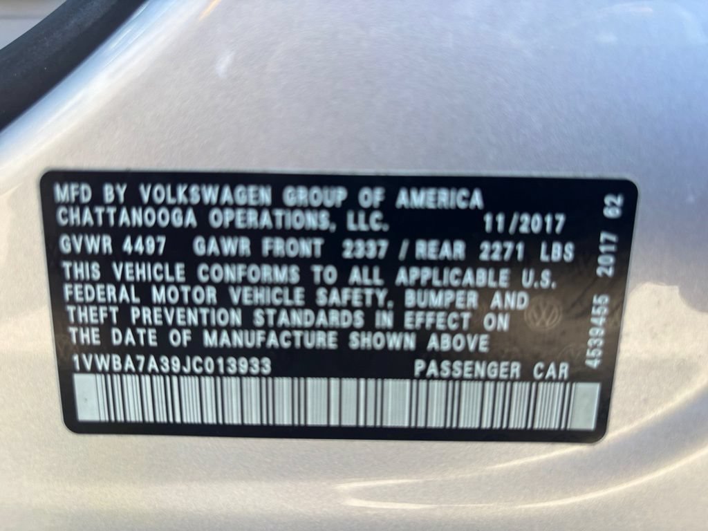 Used 2018 Volkswagen Passat 2.0T SE FWD image 11