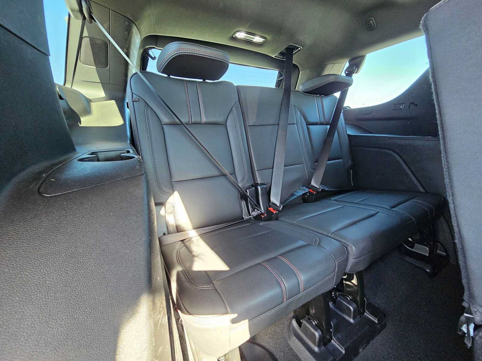 Used 2023 Chevrolet Tahoe RST w/ Luxury Package RWD image 13