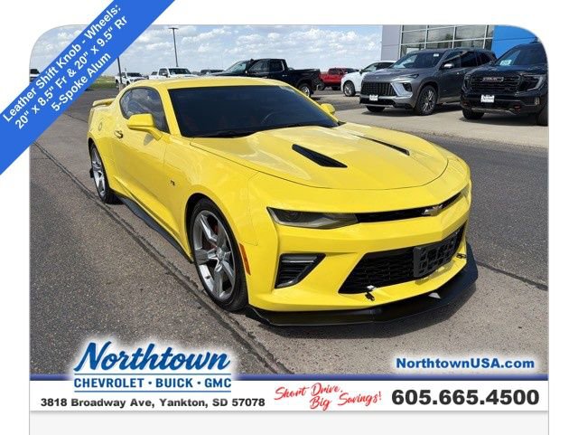 Used 2017 Chevrolet Camaro SS RWD image 5