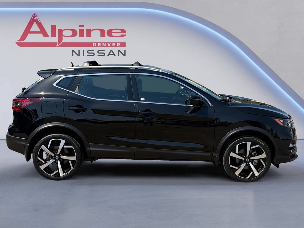 Used 2022 Nissan Rogue Sport SL AWD/4WD image 6