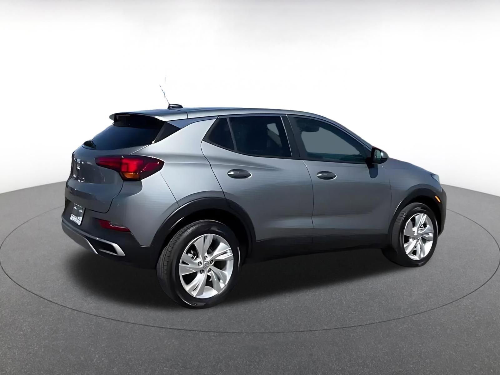 Used 2025 Buick Encore GX Preferred AWD/4WD image 11