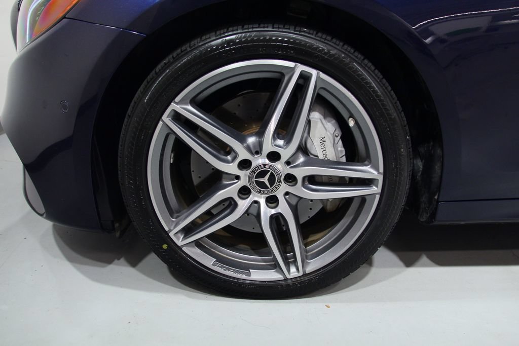 Certified 2019 Mercedes-Benz E 300 4MATIC image 17
