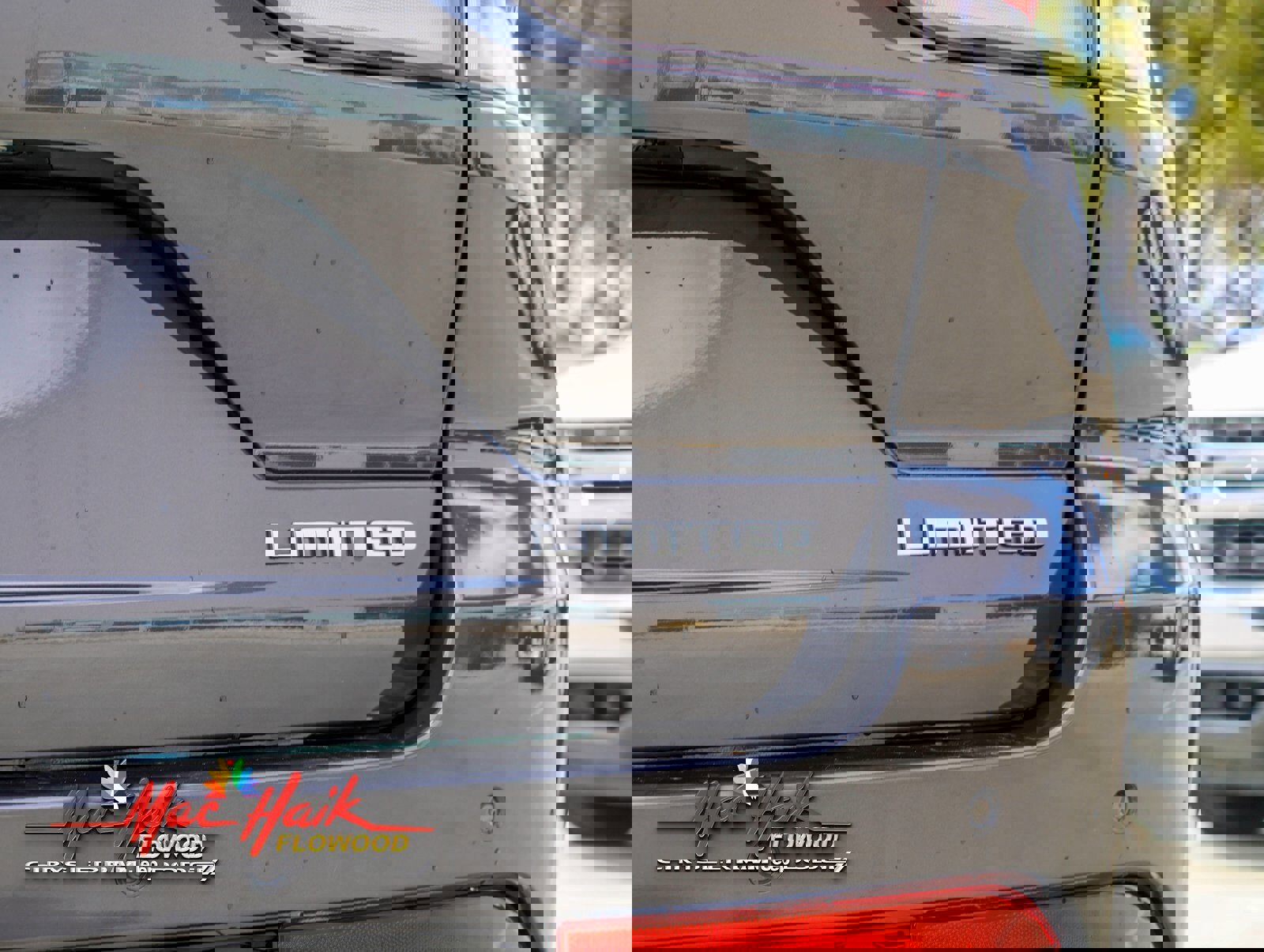 Used 2024 Jeep Grand Cherokee Limited w/ Trailer Tow Package image 8