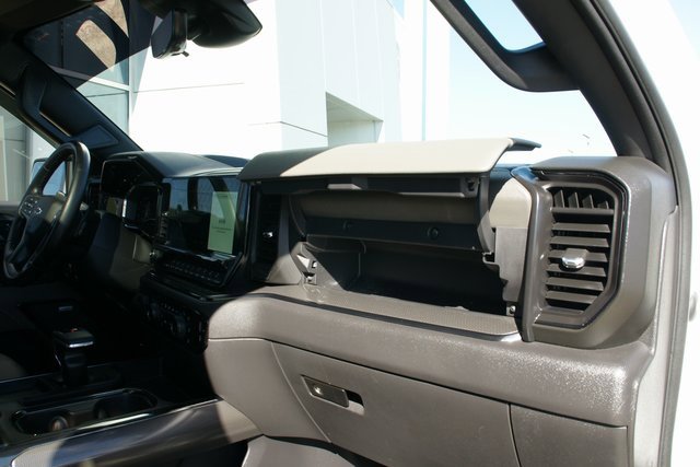 Used 2023 Chevrolet Silverado 1500 ZR2 w/ Technology Package image 42