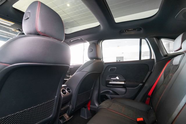 New 2026 Mercedes-Benz GLA 35 AMG 4MATIC image 13