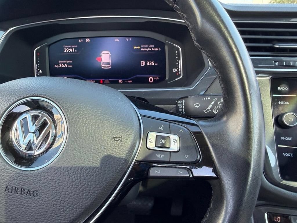 Used 2019 Volkswagen Tiguan SEL Premium AWD/4WD image 14