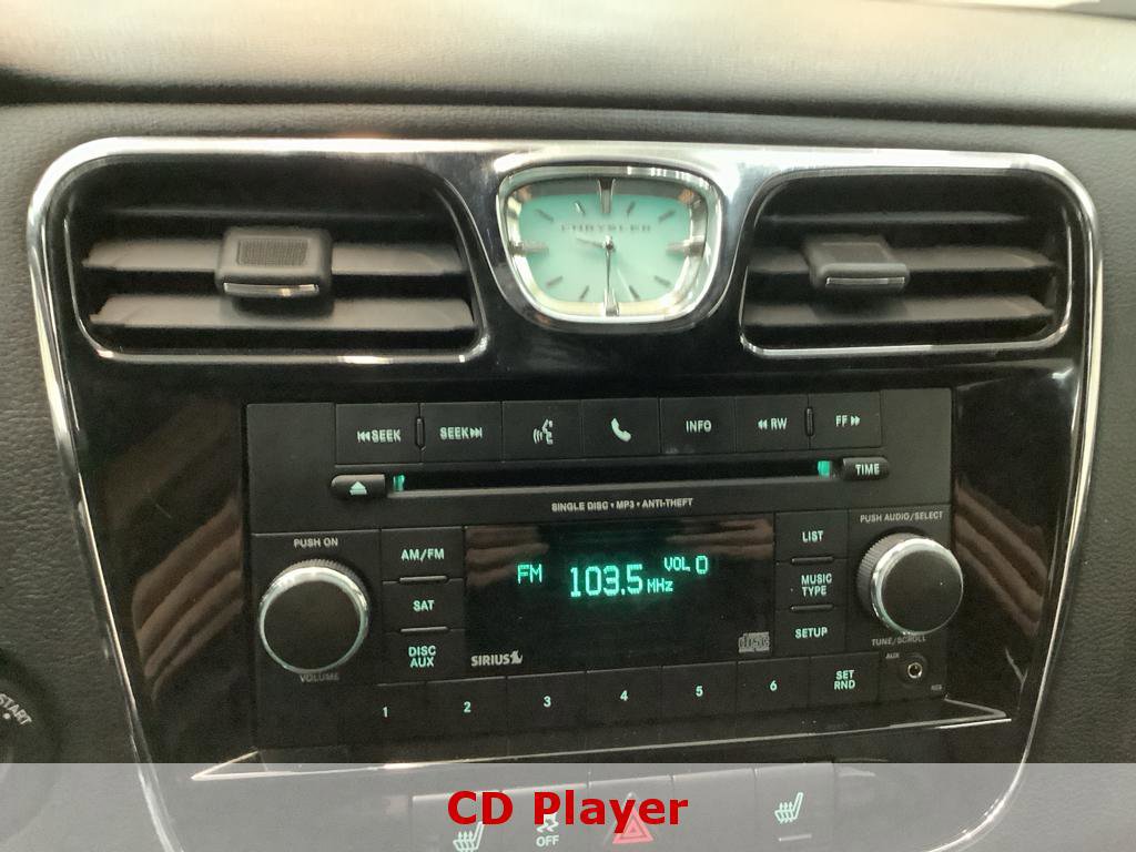 Used 2013 Chrysler 200 Limited image 20