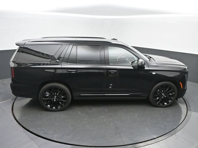 Certified 2026 Cadillac Escalade Platinum Sport w/ LPO, ONYX Package AWD/4WD image 43