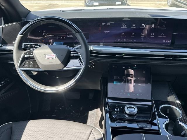 Used 2026 Cadillac Escalade Sport image 2