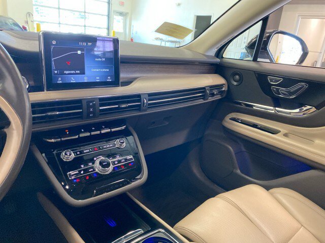 Used 2020 Lincoln Corsair Reserve w/ Equipment Group 202A AWD/4WD image 13