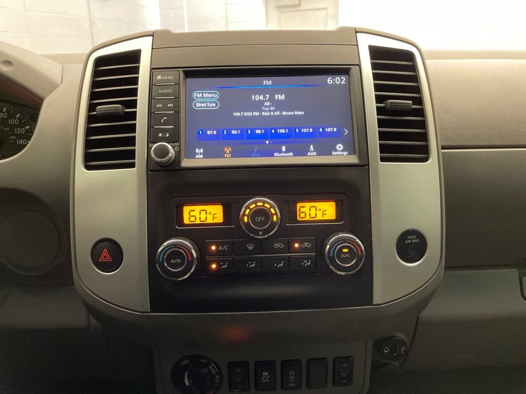 Used 2021 Nissan Frontier SV w/ Midnight Edition Floor Mats AWD/4WD image 14