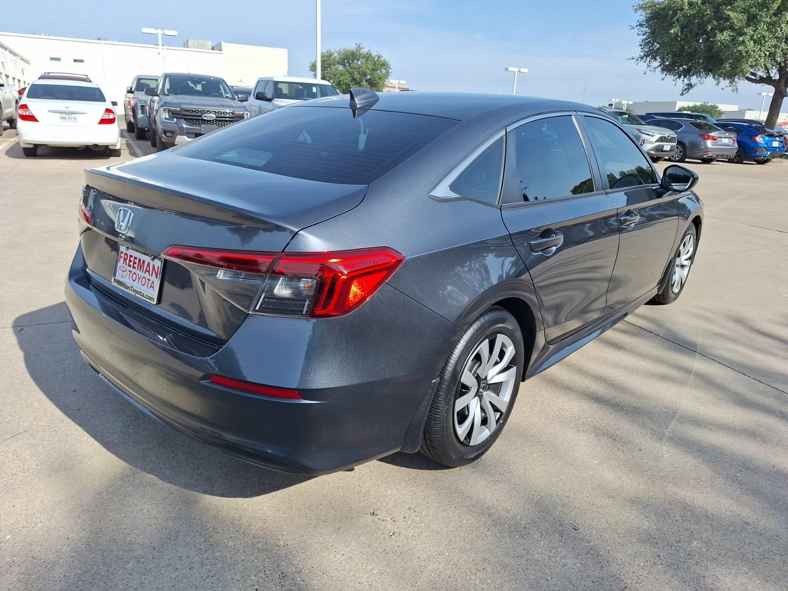 Used 2023 Honda Civic LX image 6