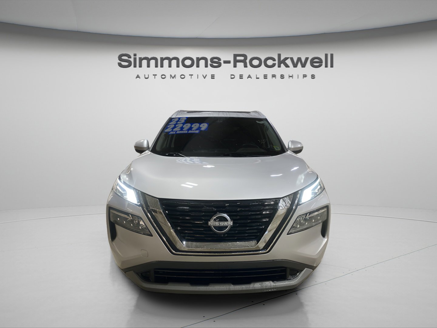Used 2023 Nissan Rogue SV w/ SV Premium Package AWD/4WD image 2
