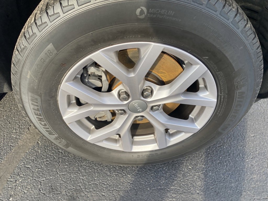 Used 2022 Jeep Grand Cherokee L Limited w/ Trailer Tow Group (B) image 32