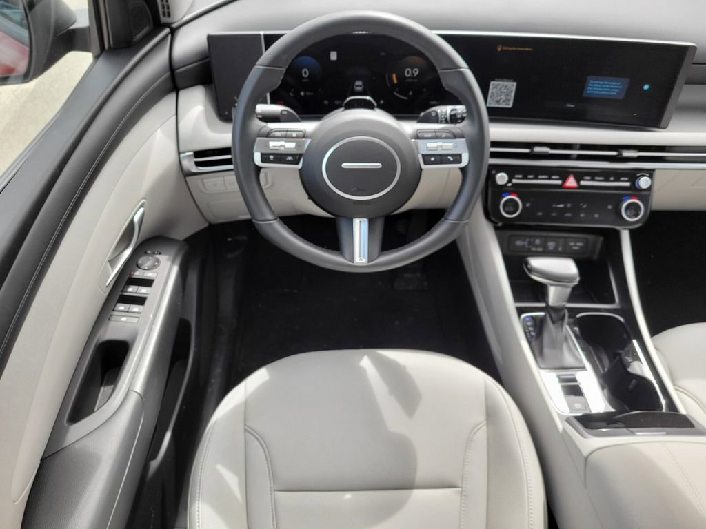 Used 2026 Hyundai Tucson SEL image 11