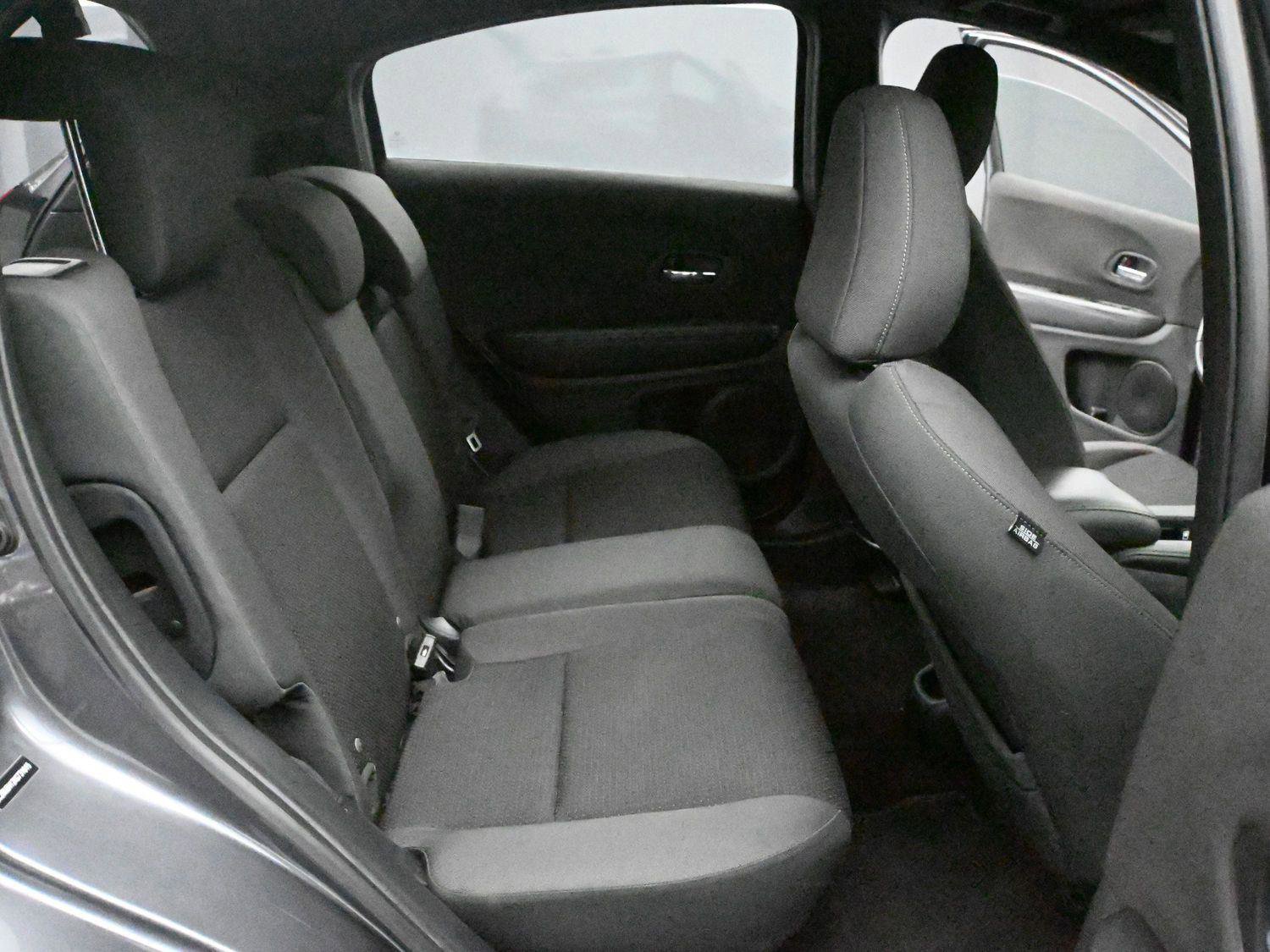 Used 2019 Honda HR-V Sport image 18