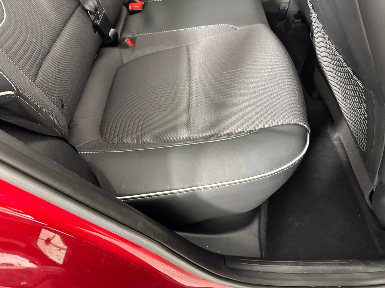 Used 2024 Hyundai Venue Limited image 30