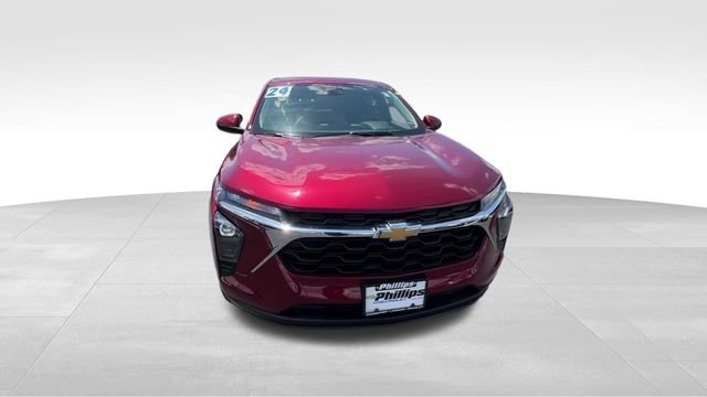 Certified 2024 Chevrolet Trax LS w/ LS Convenience Package FWD image 9