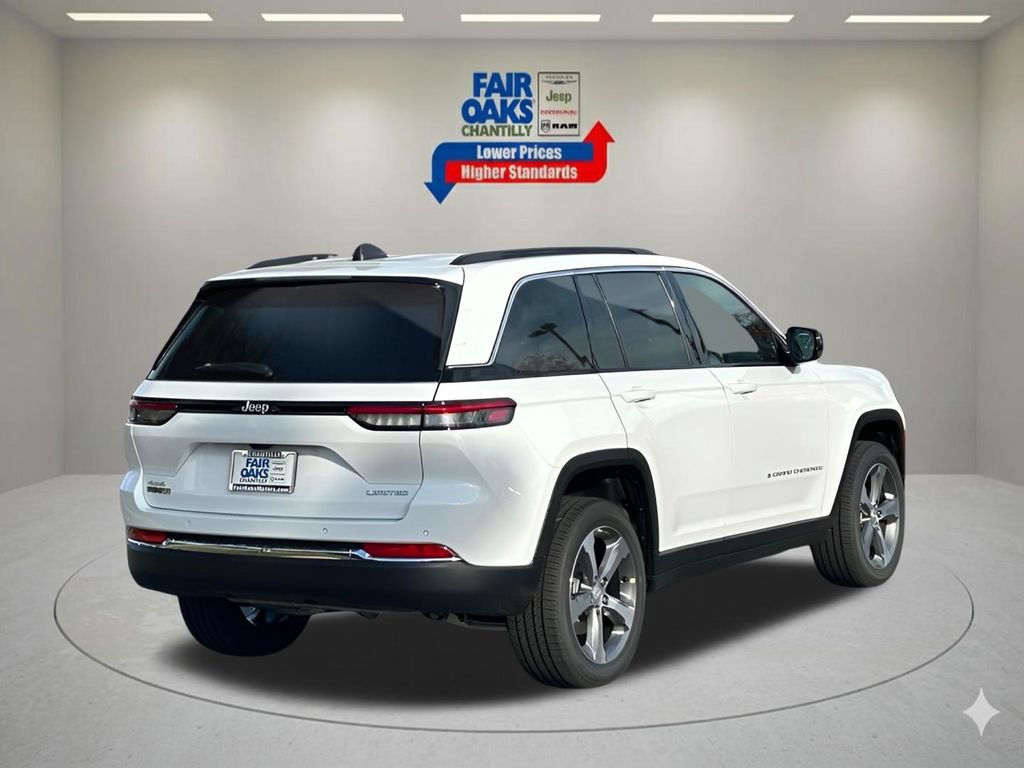 New 2025 Jeep Grand Cherokee Limited w/ Luxury Tech Group II AWD/4WD image 7