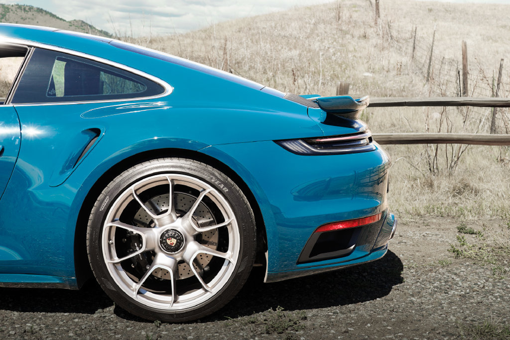 Used 2024 Porsche 911 Turbo w/ 911 Turbo Sportdesign Package AWD/4WD image 25