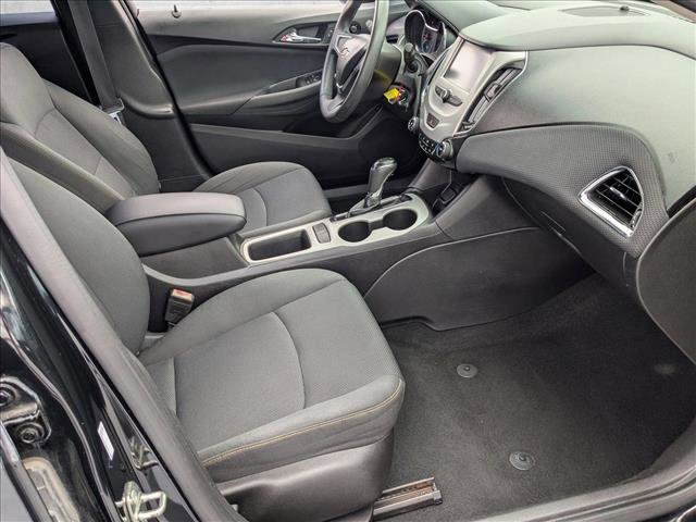 Used 2017 Chevrolet Cruze LS FWD image 20