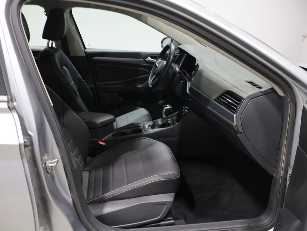Used 2024 Volkswagen Jetta SE FWD image 22