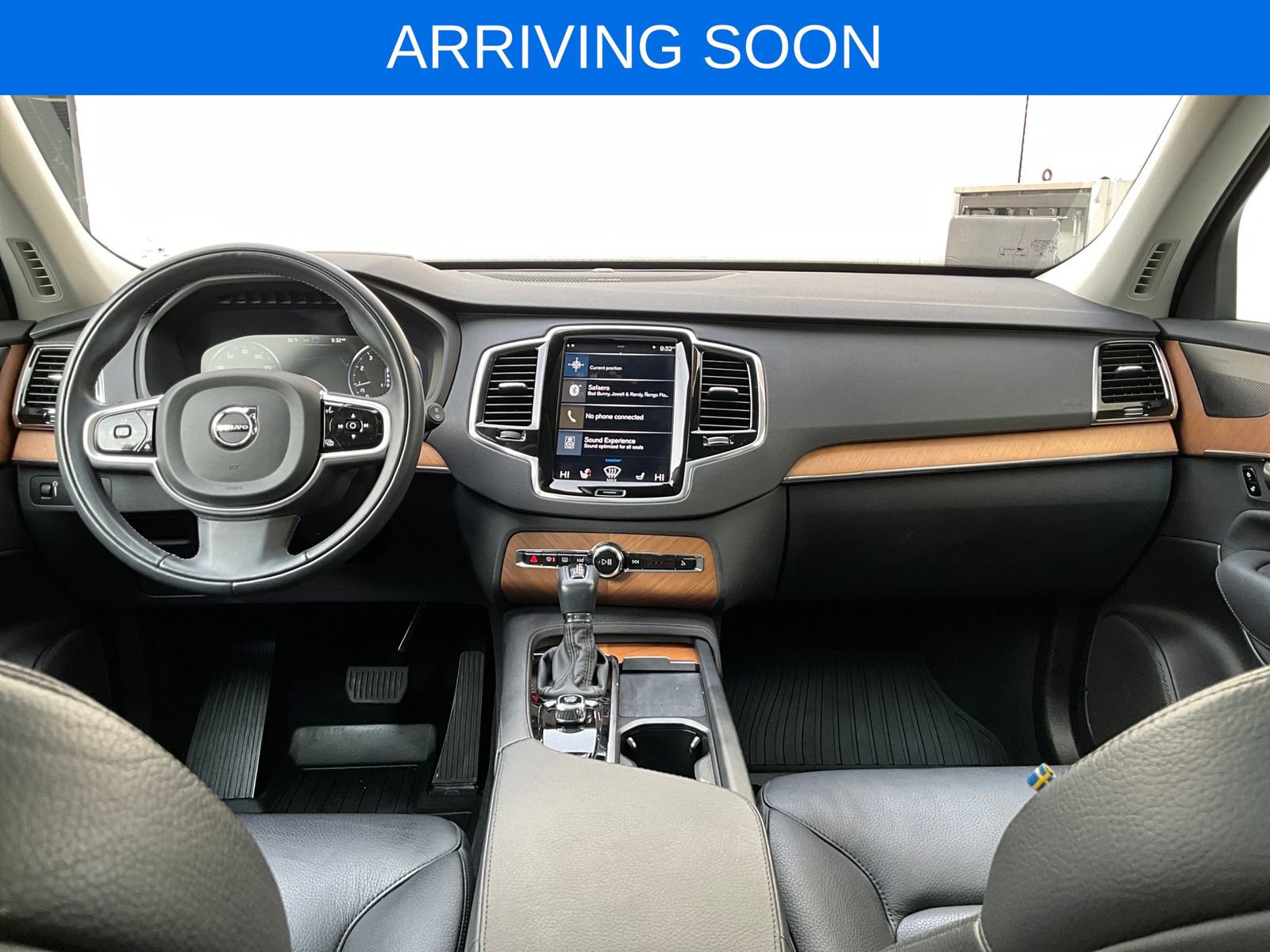 Certified 2022 Volvo XC90 T6 Momentum w/ Advanced Package image 13