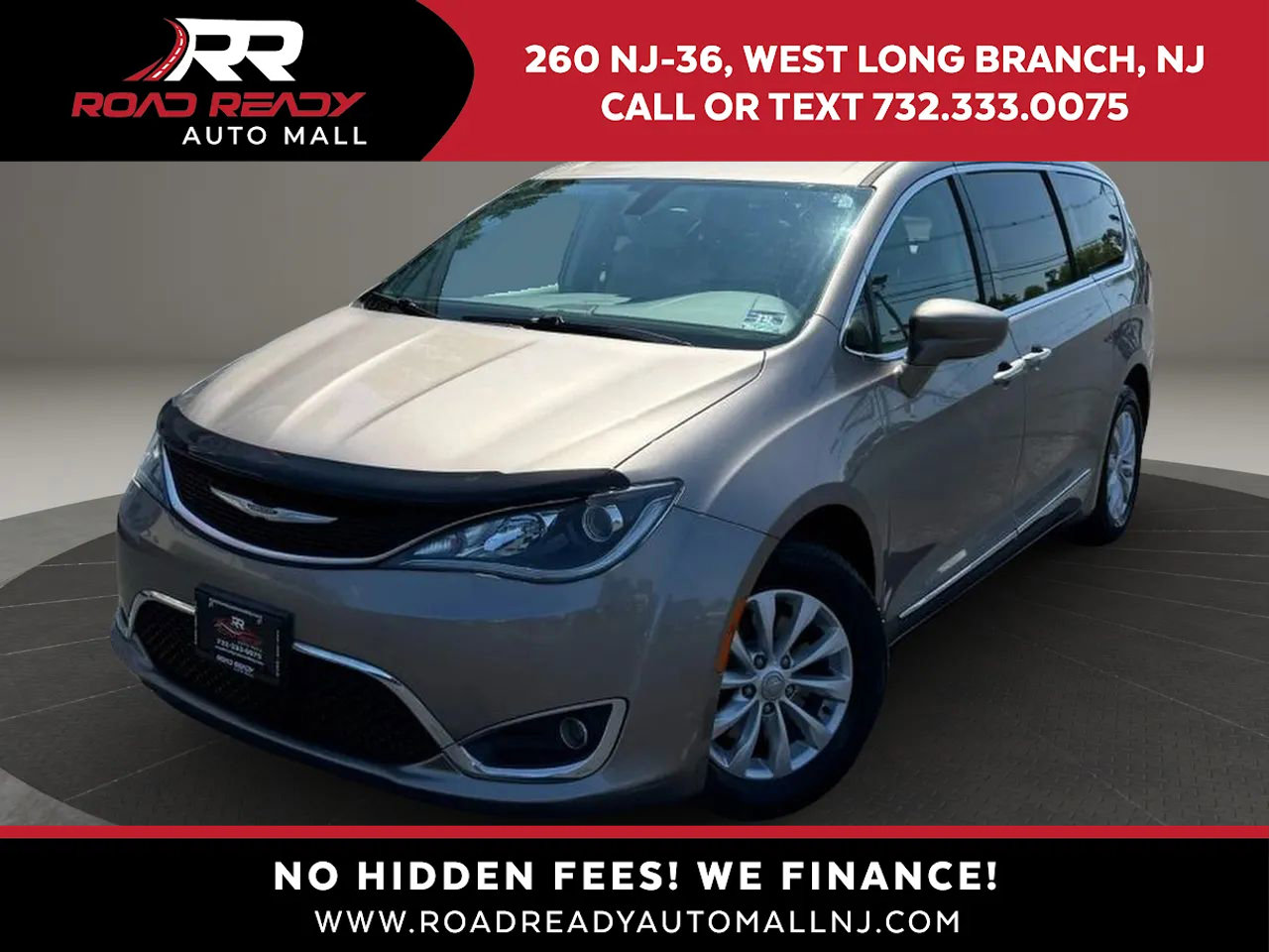 Used 2017 Chrysler Pacifica Touring-L image 1