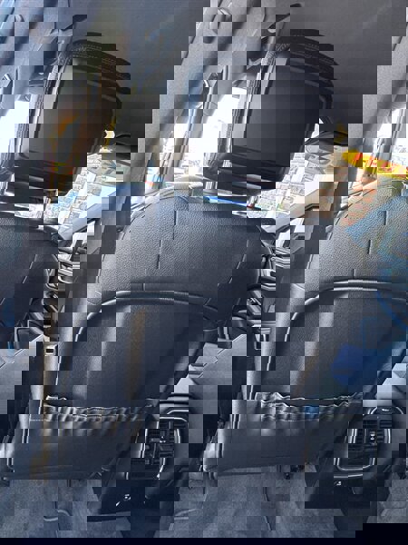 Used 2021 Porsche Macan image 42