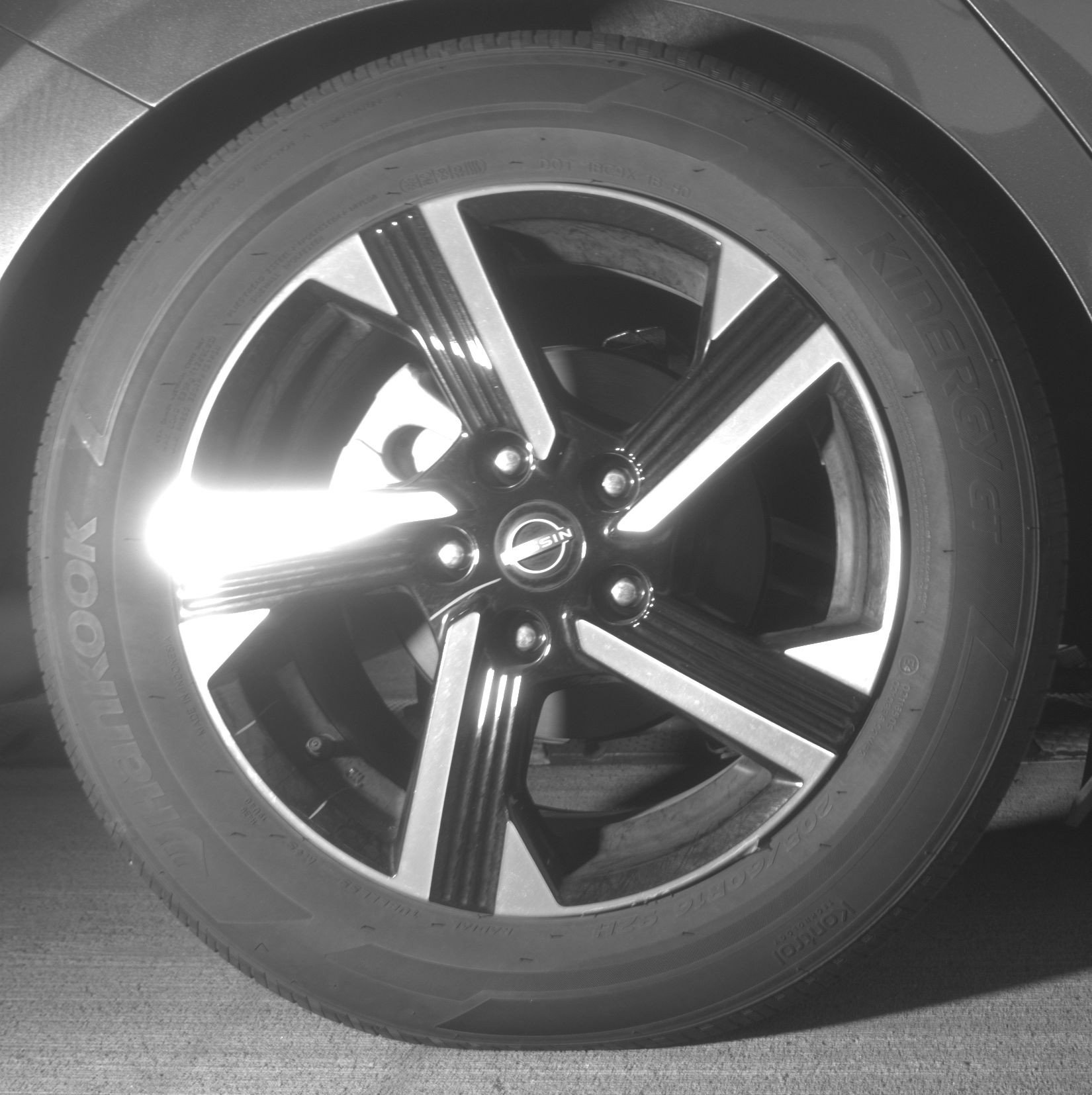 Used 2025 Nissan Sentra SV FWD image 15
