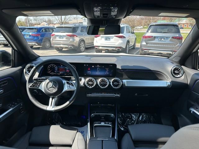Used 2026 Mercedes-Benz GLB 250 4MATIC image 28