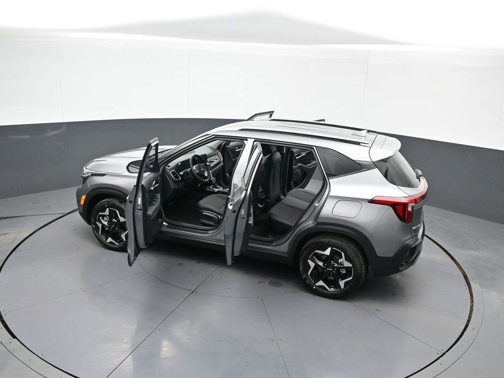 New 2025 Kia Seltos S image 42