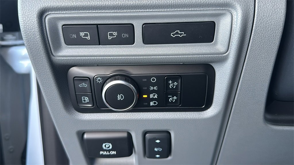 Certified 2024 Ford F150 Lariat w/ Equipment Group 502A High image 18