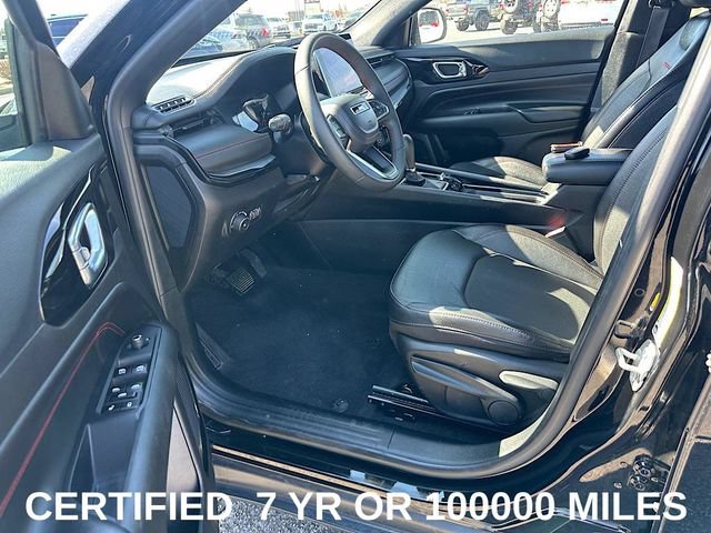 Used 2024 Jeep Compass Trailhawk AWD/4WD image 11
