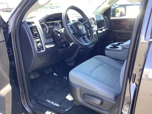 Used 2017 RAM 1500 Express RWD image 7