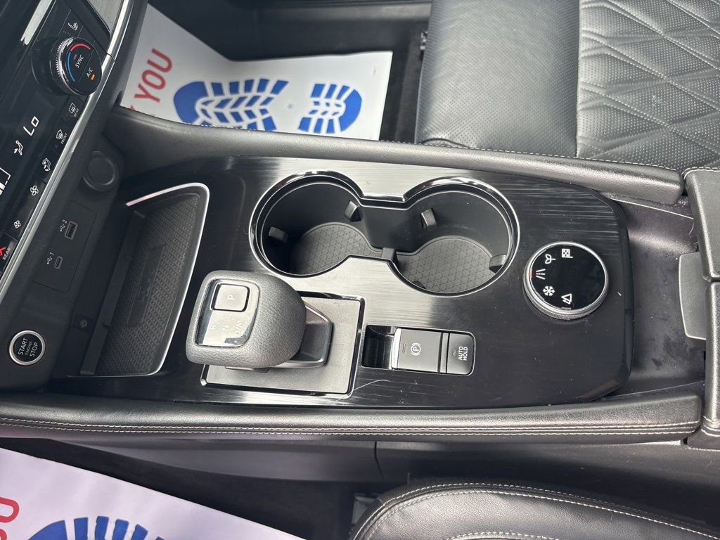 Used 2022 Nissan Rogue Platinum w/ Head-Up Display Package image 25