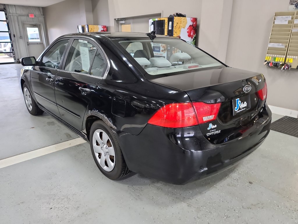 Used 2009 Kia Optima LX image 4