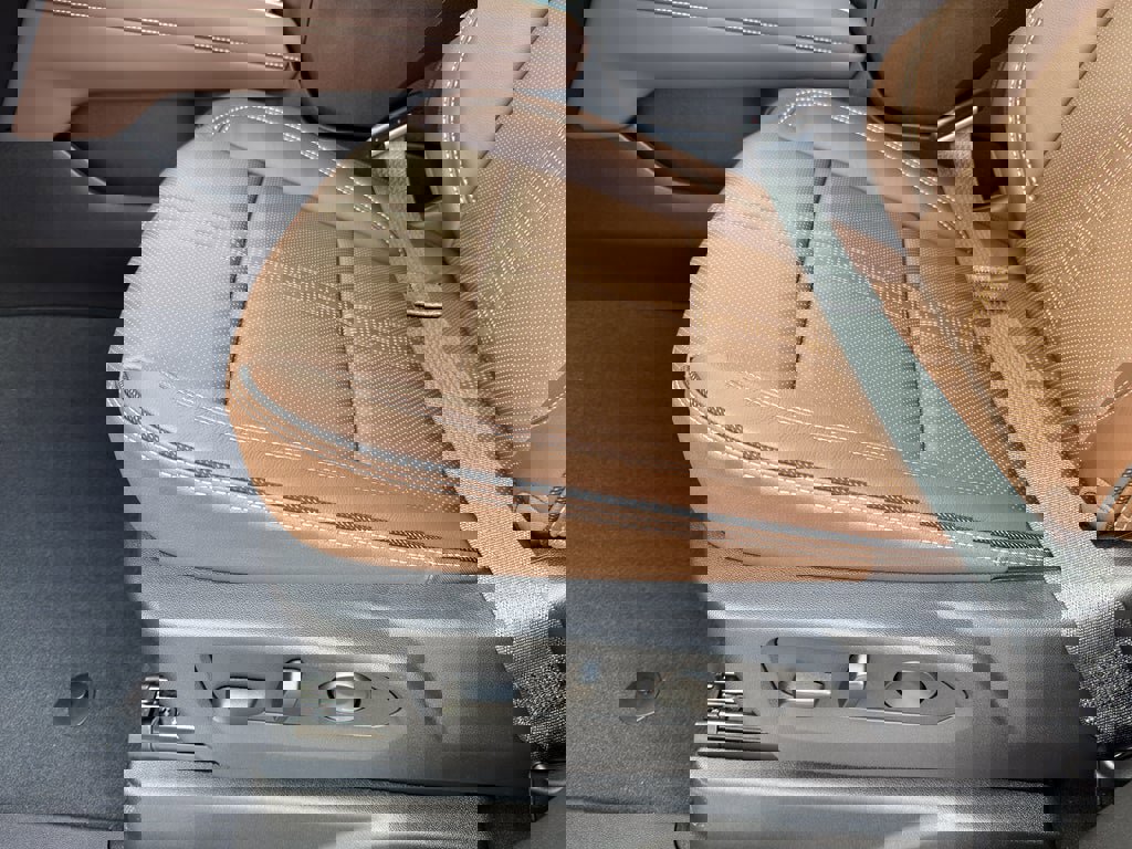 New 2026 Chevrolet Suburban High Country image 14