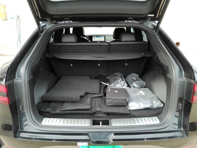 Used 2024 Genesis GV60 RWD image 25