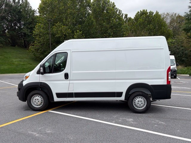 New 2027 RAM ProMaster 2500 w/ Convenience Group FWD image 2