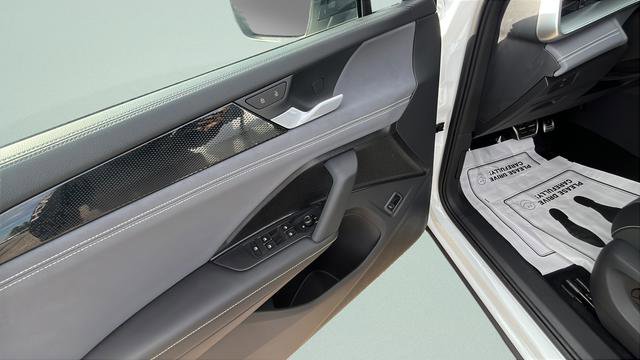New 2026 Volkswagen Tiguan SE R-Line AWD/4WD image 10
