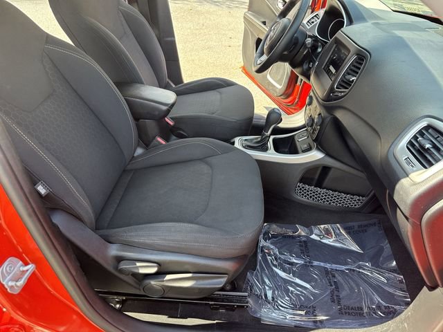Used 2019 Jeep Compass Sport image 10