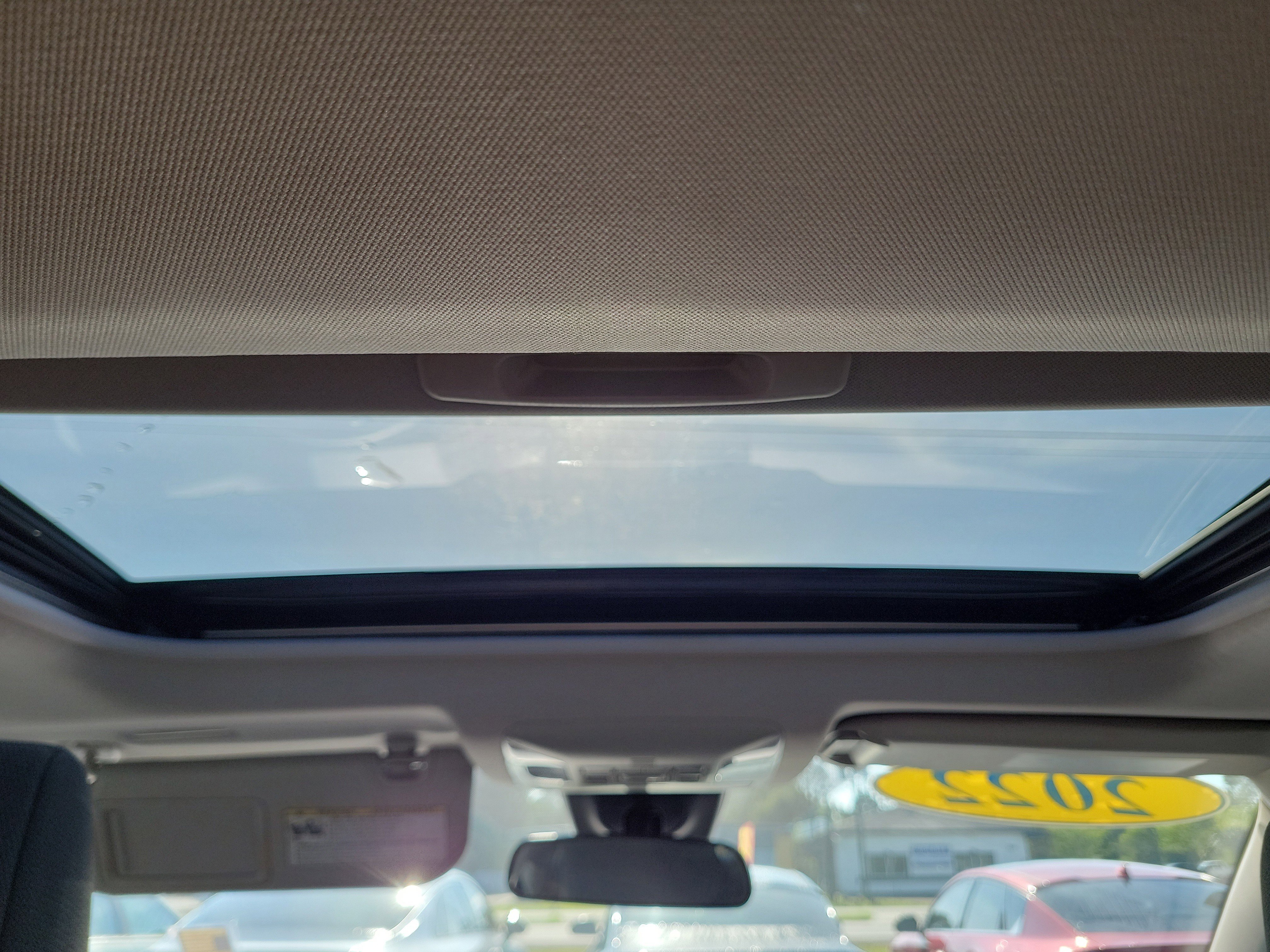Used 2022 Toyota RAV4 XLE w/ Convenience Package FWD image 19