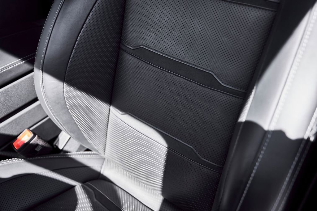 Used 2022 Mercedes-Benz G 63 AMG 4MATIC w/ Seat Comfort Package image 47