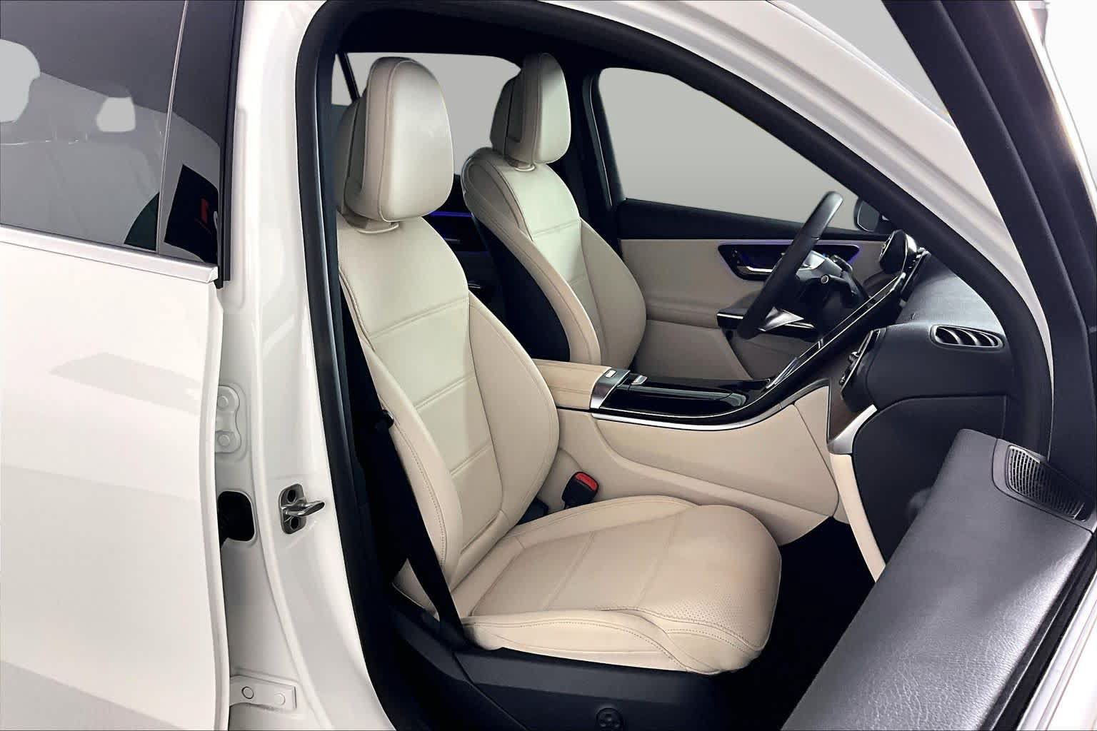 Used 2026 Mercedes-Benz GLC 300 image 8